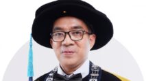 Profil Prof Brian Yuliarto